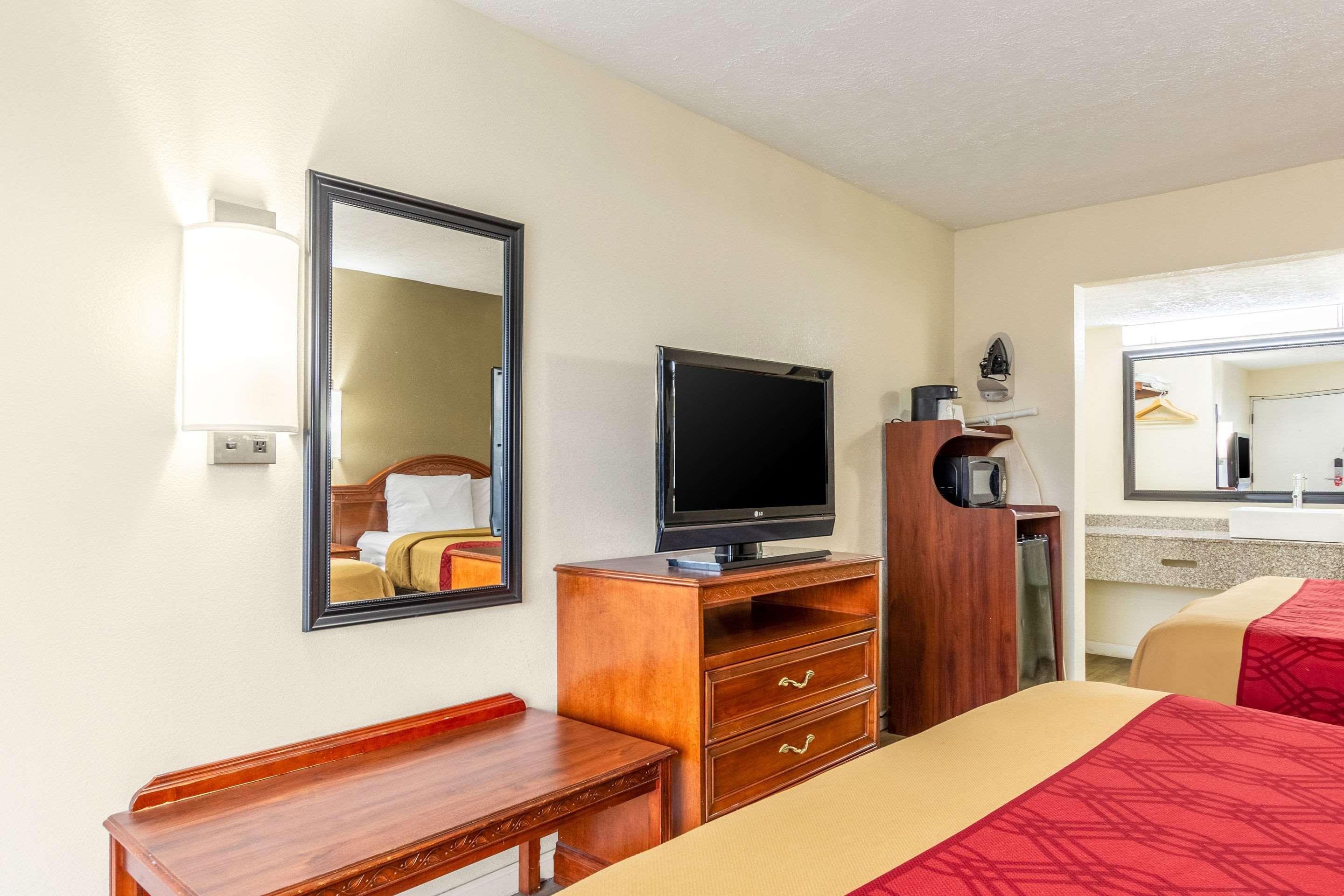 Red Roof Inn Walton - Richwood Luaran gambar
