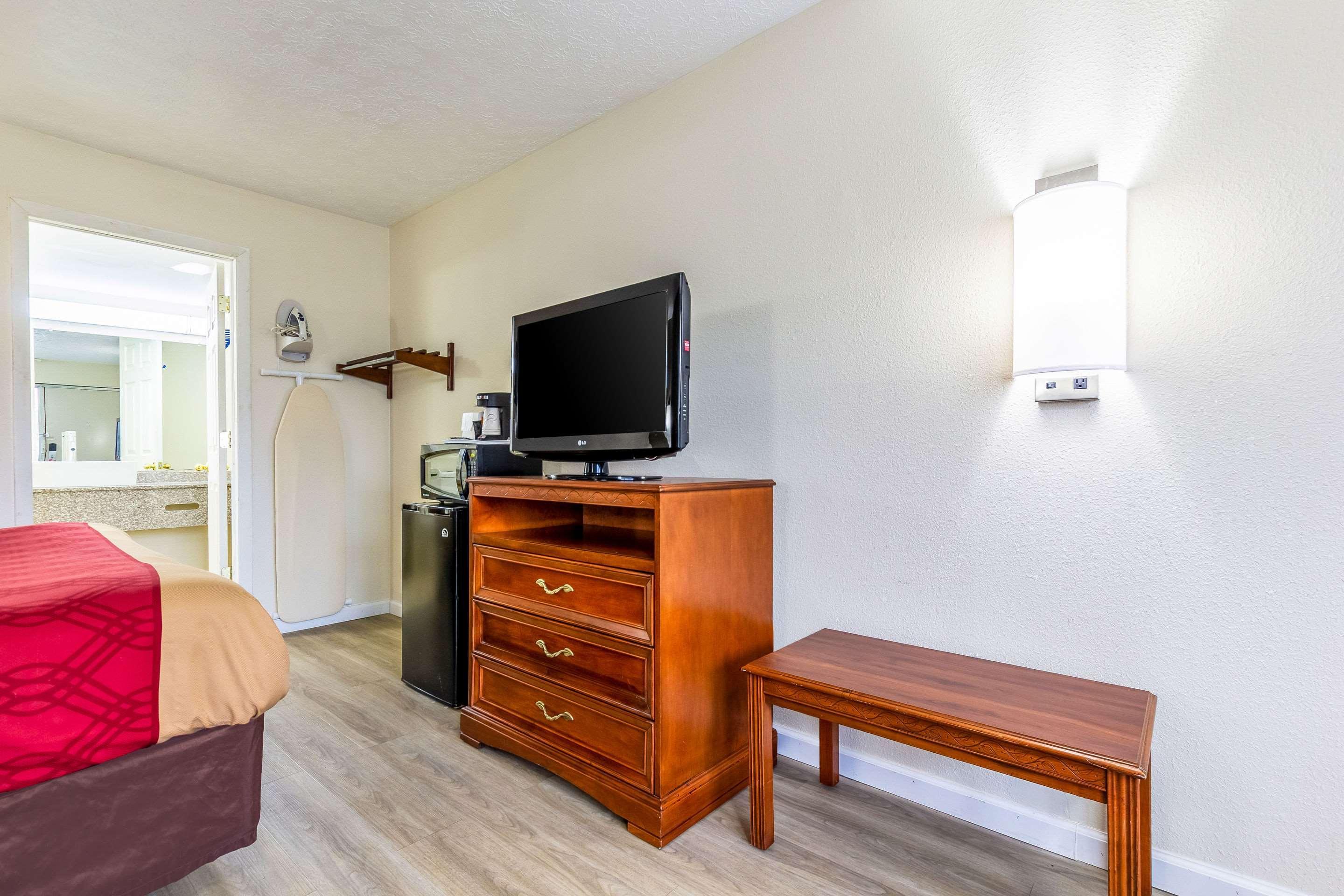 Red Roof Inn Walton - Richwood Luaran gambar