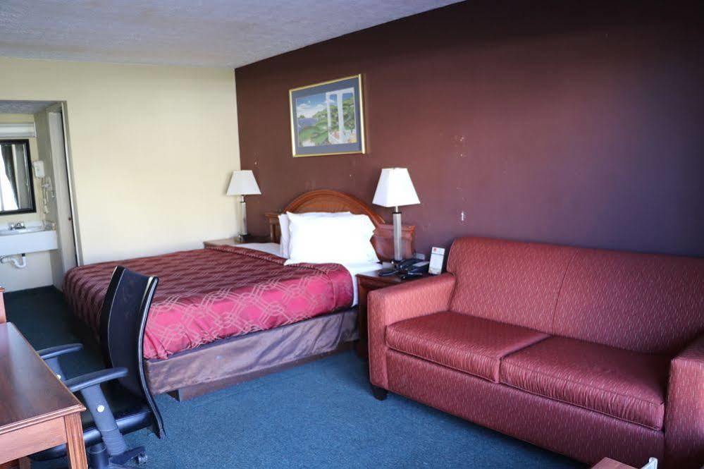 Red Roof Inn Walton - Richwood Luaran gambar